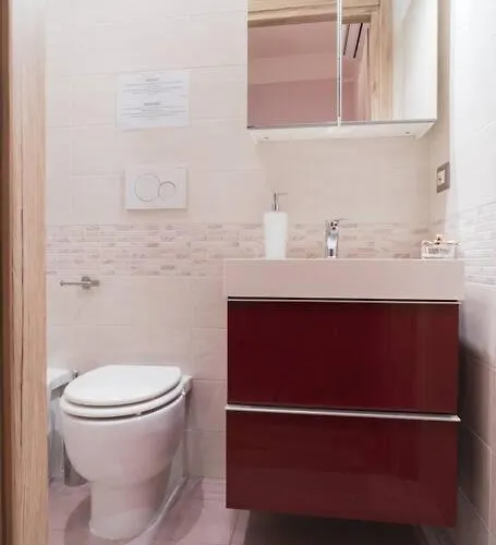 Elegante Nel Cuore Di Roma
