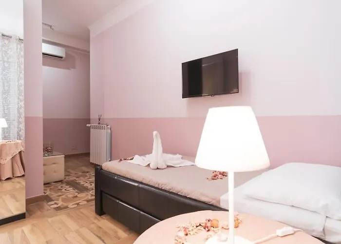 Elegante Nel Cuore Di Roma